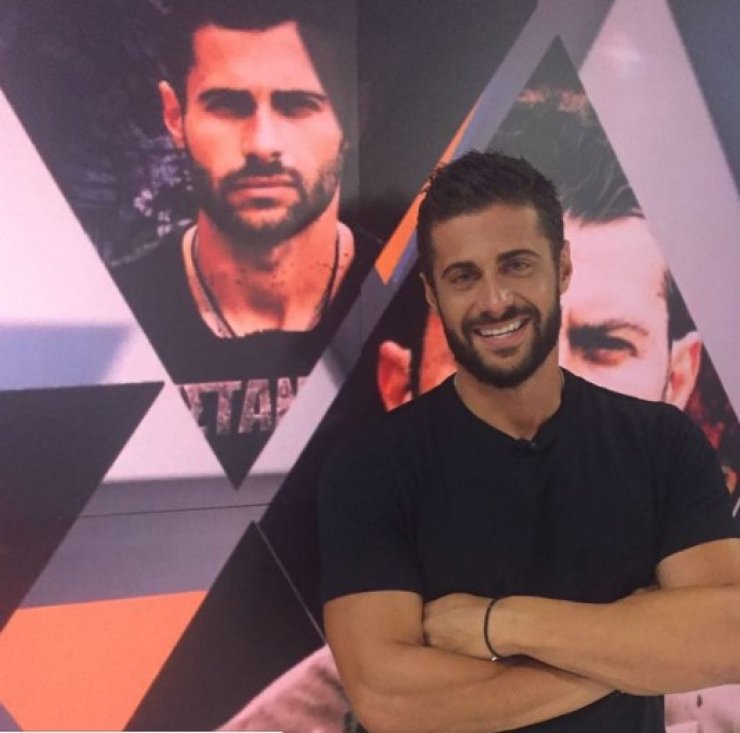 Ο Κωνστατίνος Βασάλος μας άφησε άφωνους! Αποκάλυψε τι έκανε στο παιχνίδι επιβίωσης για να διατηρείται καθαρός