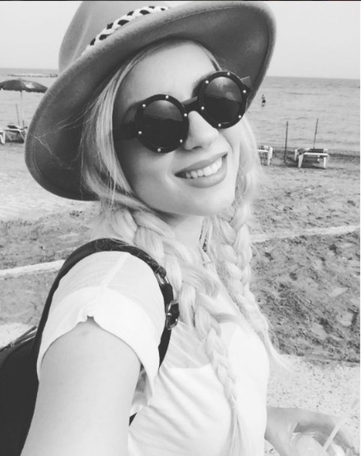 Άντρη Καραντώνη: Η τρυφερή φωτογραφία που ανέβασε με το Νεοκλή και την Αργυρώ