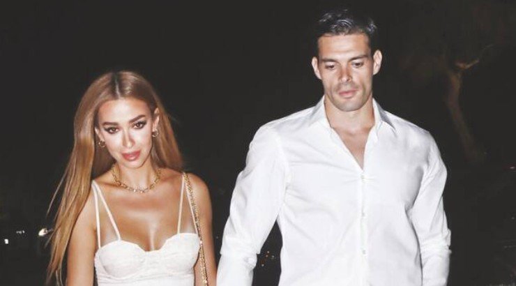 Τρελαμένος από ευτυχία ο Αλμπέρτο Μποτία: Πήγε στο καφέ του μαευτηρίου και κερνούσε τους πάντες [βίντεο]