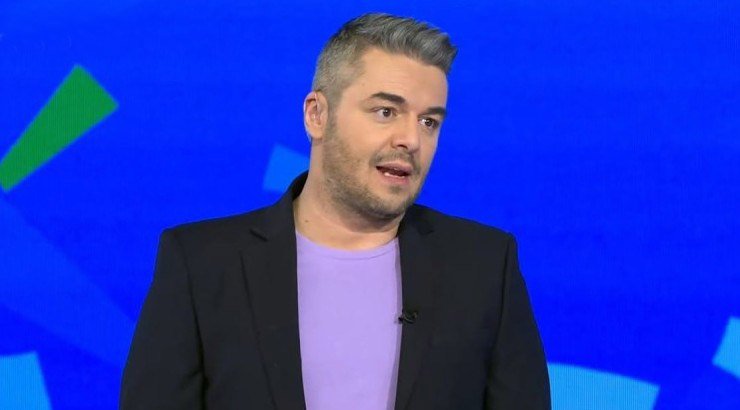 Σοκαρισμένος ο Πέτρος Πολυχρονίδης: Πέθανε ξαφνικά ο σκηνοθέτης του "Τροχού της Τύχης" [εικόνες]