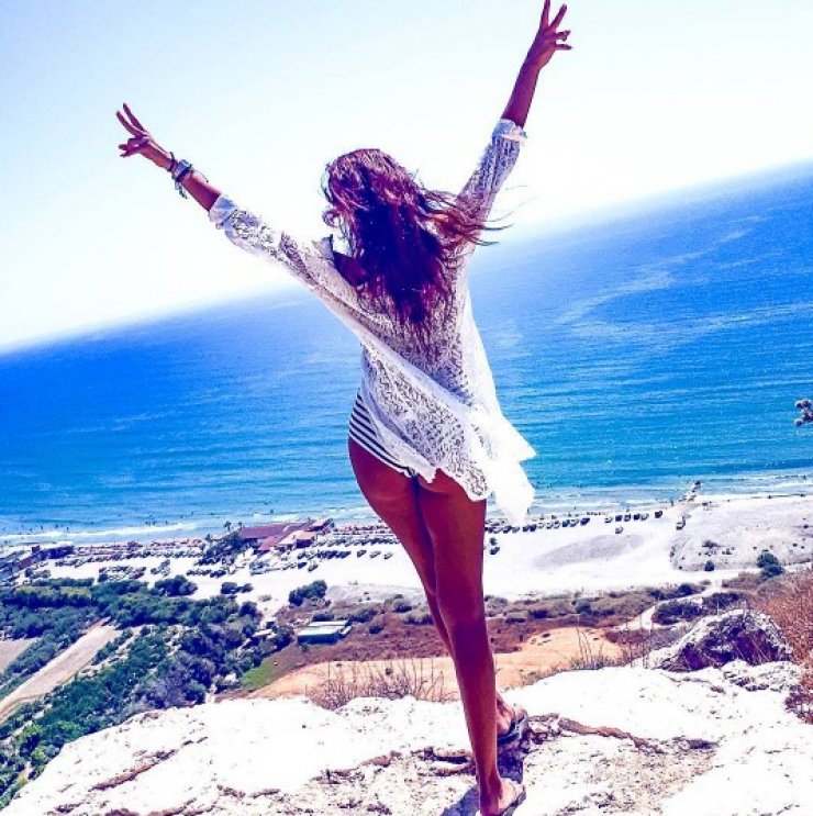 Η Κύπρια ηθοποιός "έριξε" το instagram με το καλλίγραμμο και σέξι κορμί της!