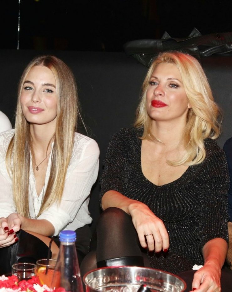 Ελένη Μενεγάκη - Αντωνία Καλλιμούκου: Το δημοσίευμα που τις θέλει να είναι στα "μαχαίρια"