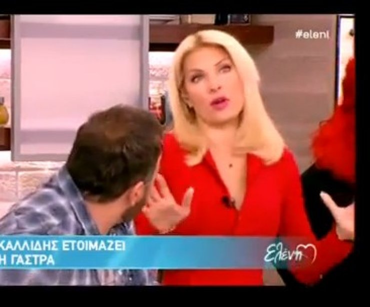 Ελένη Μενεγάκη: Γιατί ζήτησε συγγνώμη από την μητέρα της; [video]