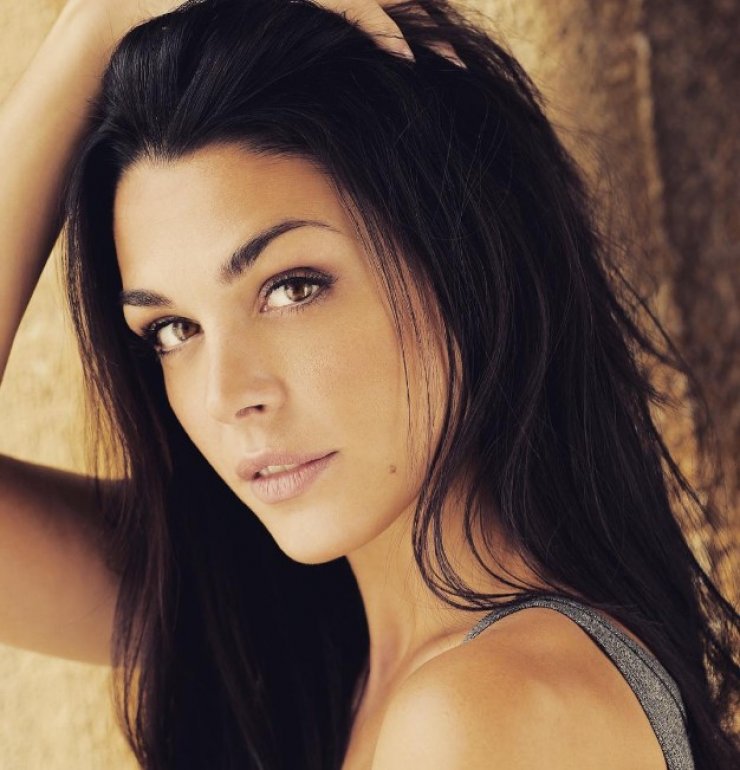 Ιωάννα Τριανταφυλλίδου: Το εντυπωσιακό χριστουγεννιάτικο δέντρο στην Αμερική!