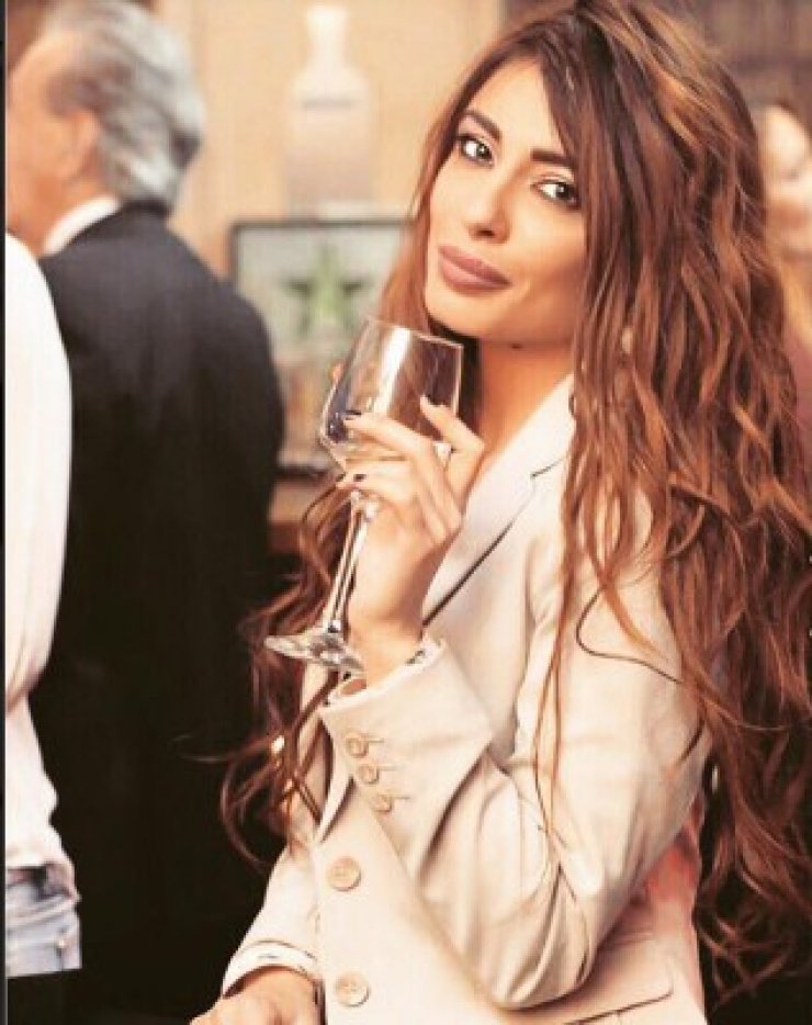 Μίνα Αρναούτη: Η νέα φωτογραφία και η αλλαγή στο look της