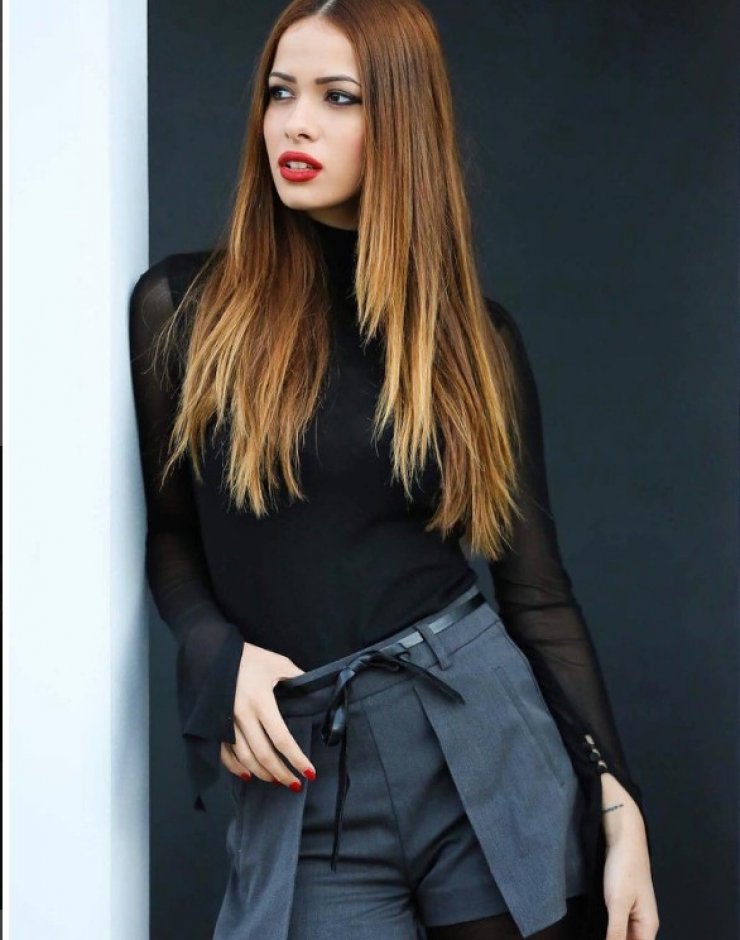 Η Μαρία Κορτζιά πανηγυρίζει το νέο γκολ του Πιέρου επί του Ολυμπιακού (εικόνα)