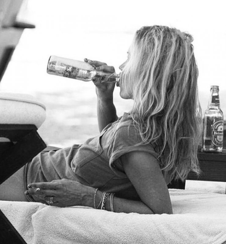 Απίστευτο: Ποια διάσημη celebrity σχεδιάζει κρυφά το γάμο της στην Ελλάδα