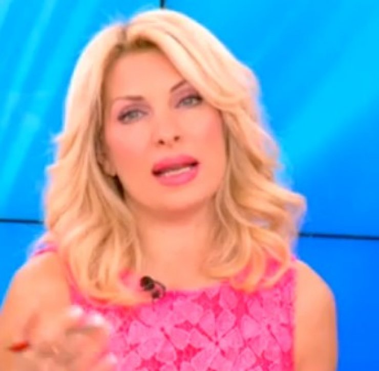 Ελένη Μενεγάκη: «Με ξάφνιασε ο θάνατός της. Δε θα είναι πια κοντά μας» [video]