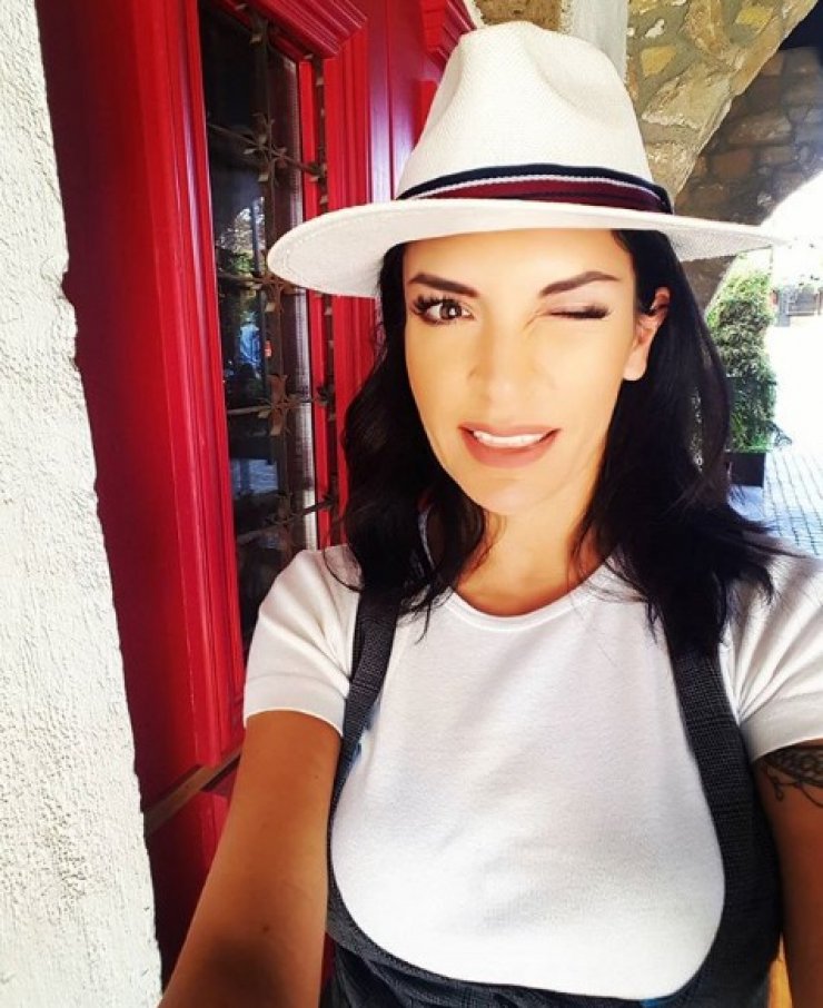 Μαρία Ιωάννου: Αναστάτωσε τους διαδικτυακούς της φίλους όταν ανέβασε φωτογραφία της μόλις βγήκε από το μπάνιο