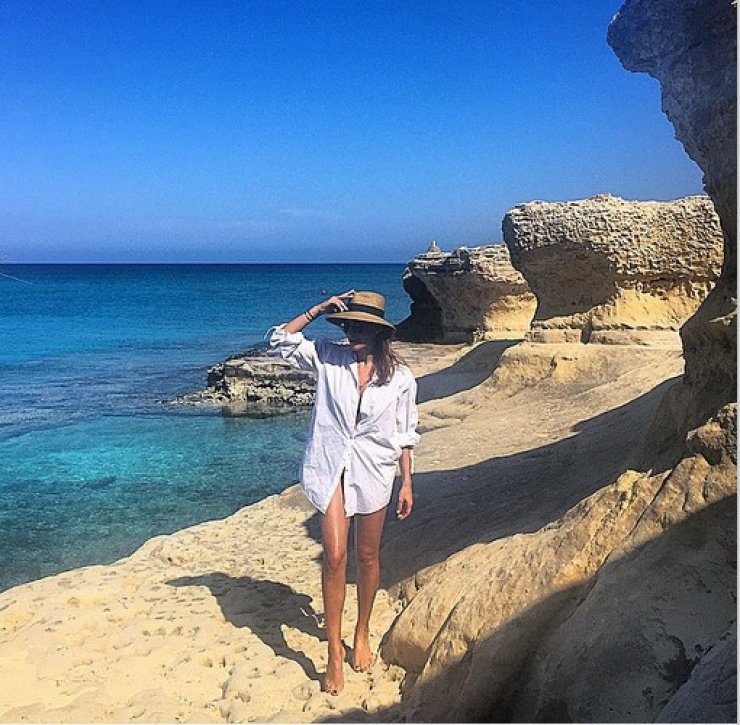 Οι πρώτες φωτογραφίες των Κύπριων socialite στην παραλία