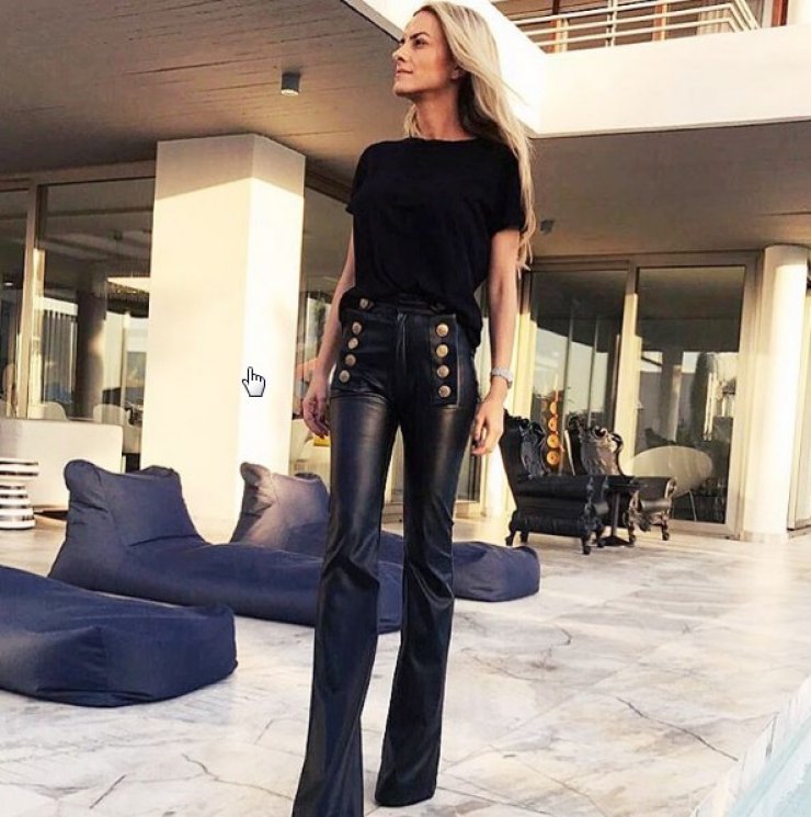 Μάθετε τα πάντα για το sample sale των δημιουργιών της Έφης Παπαϊωάννου