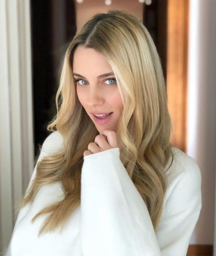 Επιτέλους! Η Δούκισσα Νομικού τρεις μήνες πριν γίνει μανούλα μίλησε στις κάμερες