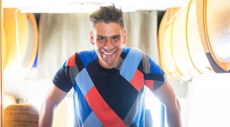 Δημήτρης Ουγγαρέζος: Μόλις έκανε λιποαναρρόφηση και φοράει κορσέ [βίντεο]