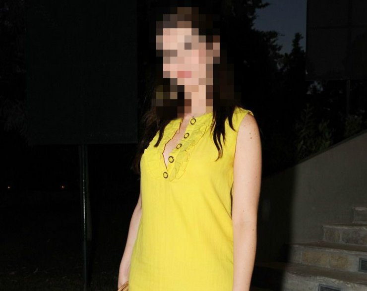 Ελληνίδα ηθοποιός είναι έγκυος και το μάθαμε από εμφάνισή της σε θεατρική πρεμιέρα