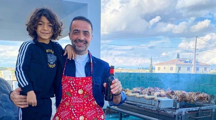 Mιχάλης Σοφοκλέους - Πάνι Ιακώβου: Ο γιος τους γιορτάζει και του έστειλαν γλυκές ευχές  [εικόνες]