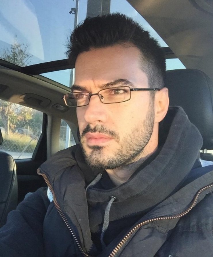 Γιάννης Τσιμιτσέλης: Ανέβασε φωτογραφία με την κόρη του στο αεροπλάνο