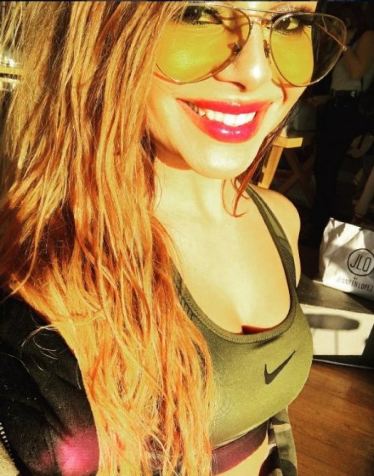 Δείτε την μητέρα της Ελευθερίας Ελευθερίου 