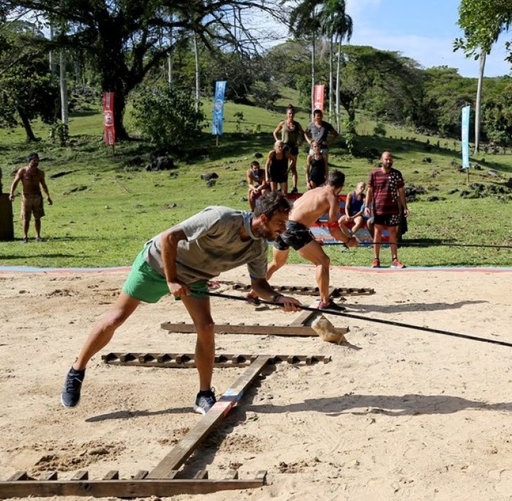 Δεν θα πιστεύετε σε ποιου κόμματος την προεκλογική εκστρατεία συμμετείχε ο Μάριος Πρίαμος