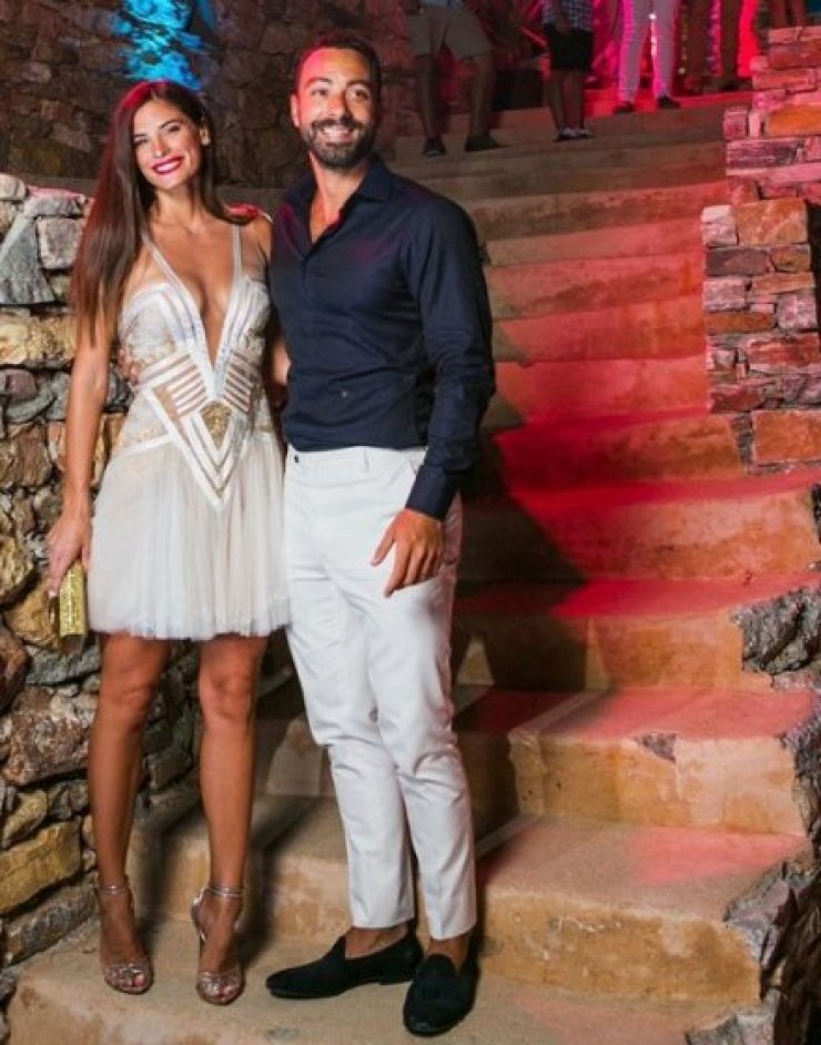 Τανιμανίδης – Μπόμπα: Δείτε τα πρώτα στιγμιότυπα από το ταξίδι του μέλιτος! [εικόνα & βίντεο]