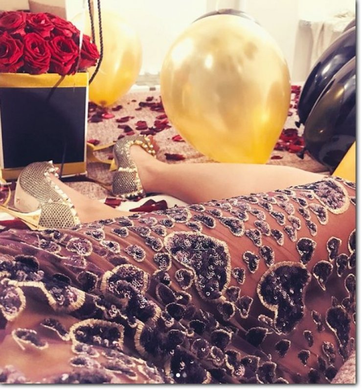 Γνωστή Κύπρια σχεδιάστρια είχε γενέθλια και ο σύντροφός της, της ετοίμασε μια άκρως ρομαντική μέρα σε... [εικόνες]