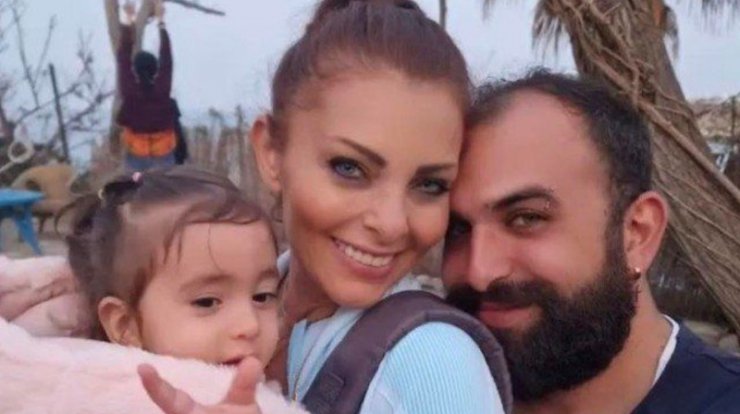 Έλια Iωαννίδου: Μπήκε στο σπίτι και δείτε τι τσάκωσε την κόρη της να κάνει με τη γιαγιά της 