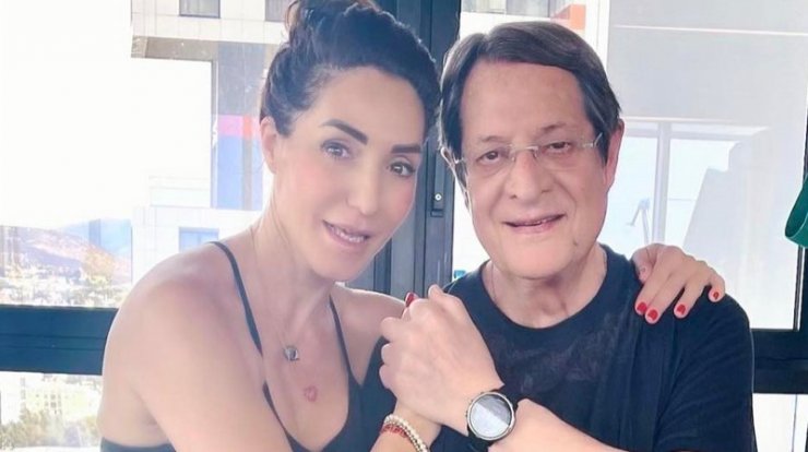 Χριστίνα Μιχαήλ: Διευκρινίζει για την πολυσυζητημένη φωτογραφία με τον Νίκο Αναστασιάδη 