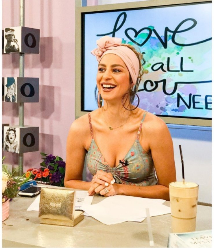 Μείναμε με το στόμα ανοιχτό! Η φωτογραφία που ανέβασε η Κωνσταντίνα Ευριπίδου με την πίσω όψη της σε πρώτο πλάνο 