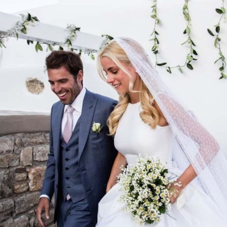 Δούκισσα Νομικού: Μας δείχνει για πρώτη φορά την πρωτότυπη μπομπονιέρα του γάμου της