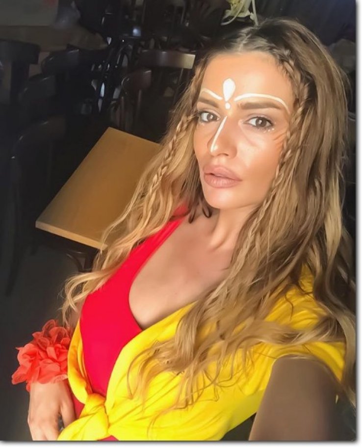 Χαριτίνη Ηλιάδου: Δείτε το σέξι κορμί της νέας παρουσιάστριας του TV One