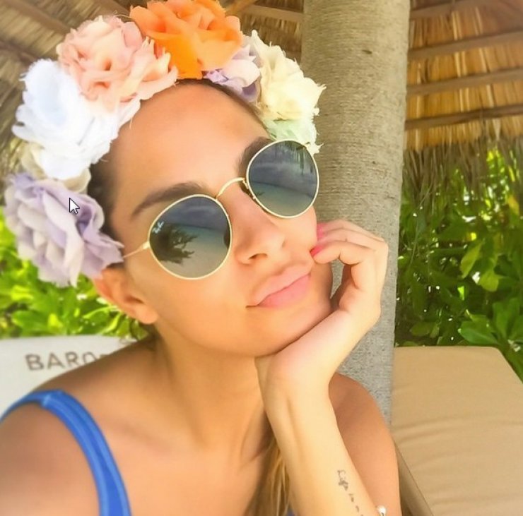 Δείτε τα υπέροχα γυμνασμένα πόδια της Κωνσταντίνας Ευριπίδου