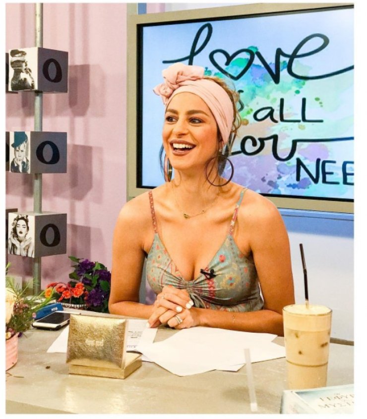 Κωνσταντίνα Ευριπίδου: Σε ποιον συνεργάτη της έκανε πρόταση on air για να είναι μαζί της και τη νέα σεζόν 