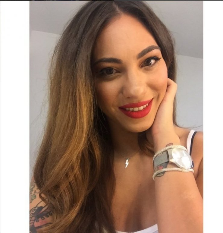 Η δημόσια συγνώμη της Ευρυδίκης Βαλαβάνη στους δημοσιογράφους