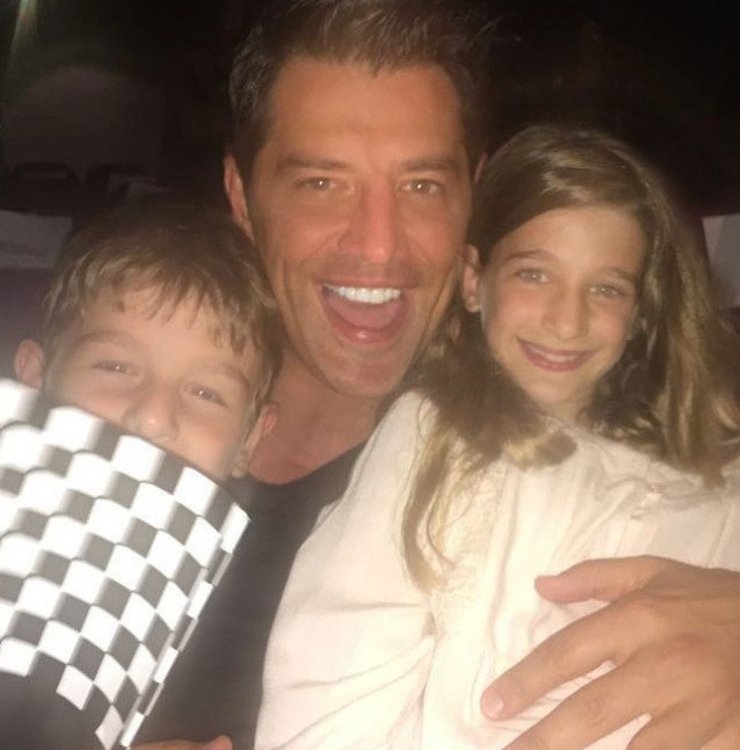 Ο γιος του Σάκη Ρουβά ρίχνει το instagram με τη φωτογραφία του!