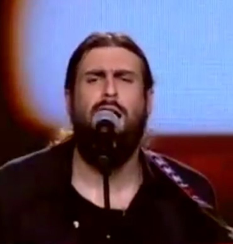 Εκτός The Voice ο Αλέξανδρος Μπαρμπούτης