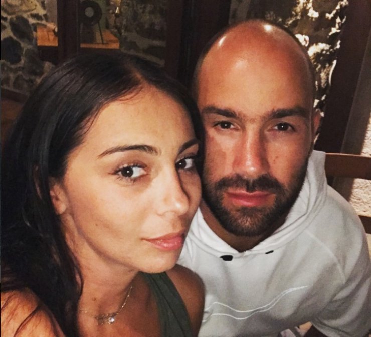 Αδημοσίευτες φωτογραφίες από τις πέντε εγκυμοσύνες της Ολυμπίας Χοψονίδου! 