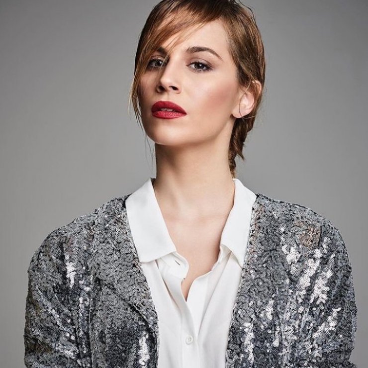 Νάντια Μπουλέ: Δείτε τη στο πρώτο της εξώφυλλο σε ηλικία 14 ετών!