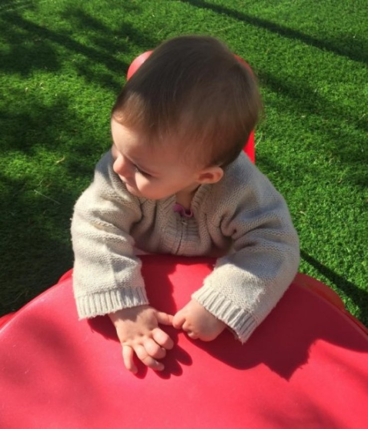 Είναι η πανέμορφη κορούλα Ελληνίδας ηθοποιού