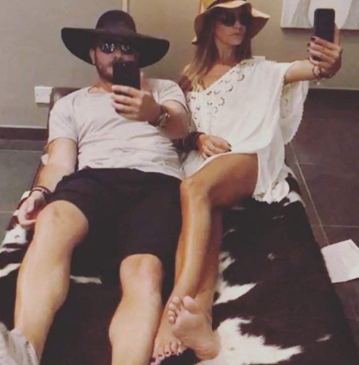 Θα κλάψετε από το γέλιο: Δείτε πως ευχήθηκαν στην μητέρα τους Κάτια Θεοδότου τα παιδιά της Ελίνα και Γιώργο