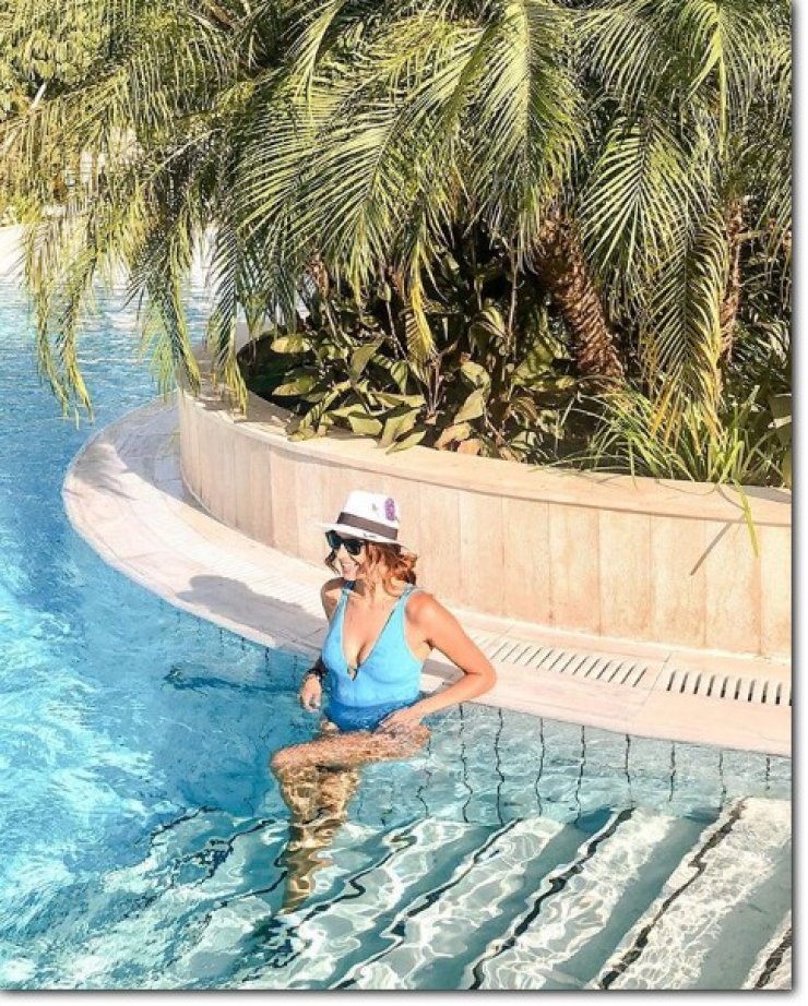 Παιχνίδια στο νερό για την Κωνσταντίνα Ευριπίδου και την κορούλα της, Αριάδνη