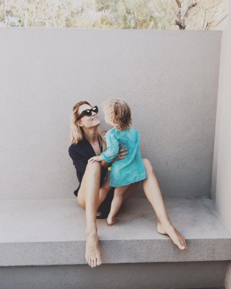 Βίκυ Καγιά: Είναι έγκυος και ήδη η κοιλίτσα της φούσκωσε!