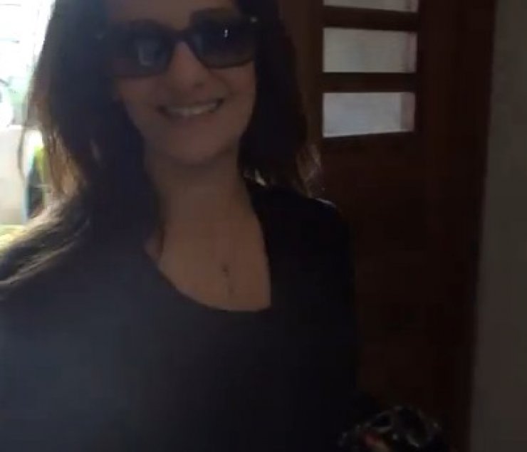 Δέσποινα Ολυμπίου: Η άφιξη της για την πρόβα των βραβειών "Madame Figaro Γυναίκες της Χρονιάς 2013" [video]