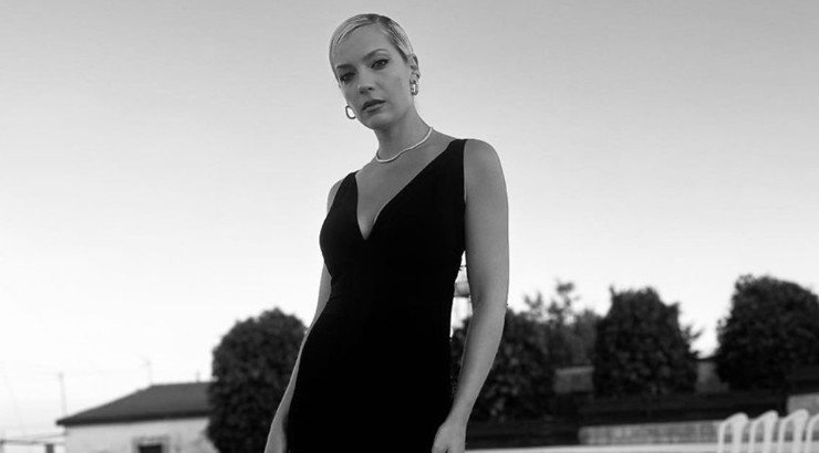 Άντρη Καραντώνη: Η συγκινητική ερμηνεία της στη συναυλία μνήμης των ηρώων του Μαρί