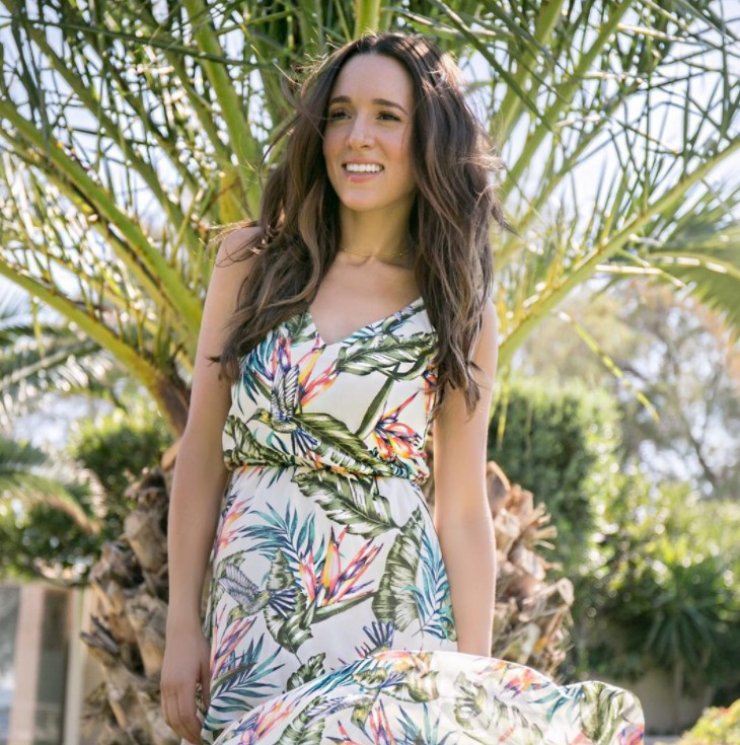 Ανησυχεί η Καλομοίρα με τη φωτογραφία που ανέβασε στα social media και τη δείχνει αποστεωμένη