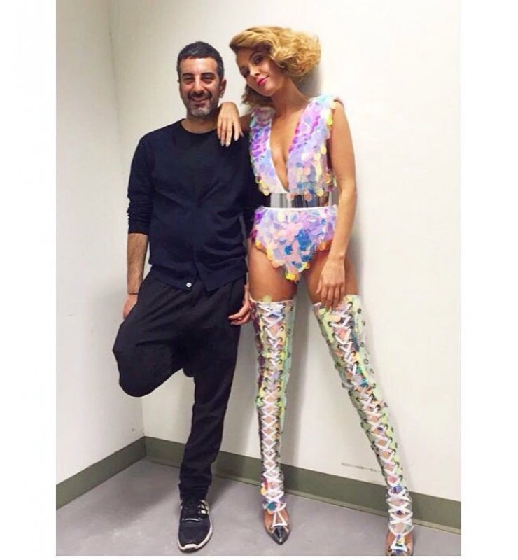 Ο γνωστός Κύπριος σχεδιαστής Στέλιος Κουδουνάρης μας μιλά αποκλειστικά λίγο πριν από την πρεμιέρα του "My style rocks"