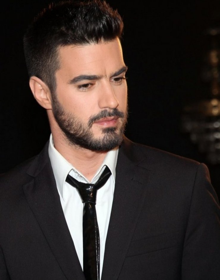 Γιάννης Τσιμιτσέλης: "Η Βάσω Λασκαράκη είναι και γυναίκα, και ερωμένη και νοικοκυρά"