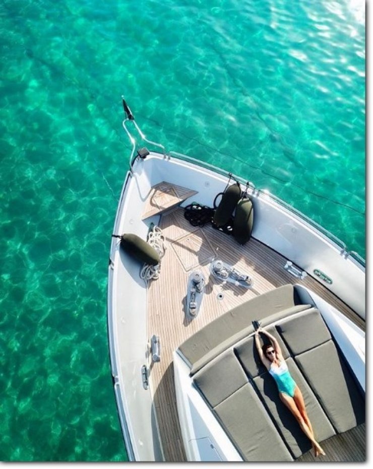 Η σύζυγος Κύπριου επιχειρηματία χορηγεί τον εαυτό της και έγινε θέμα συζήτησης!