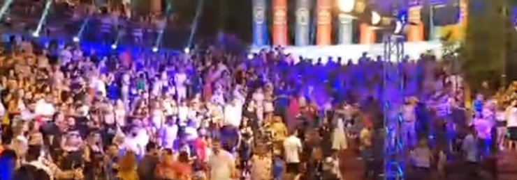 Σοκ! Άγνωστοι εισέβαλαν στον χώρο που γινόταν ο τελικός του "Survivor 2" και επιτέθηκαν στον κόσμο