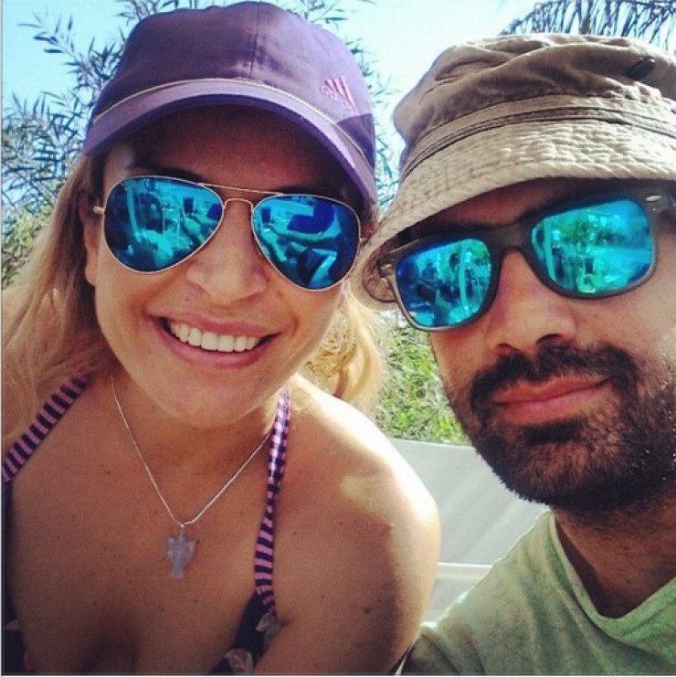 Μιχάλης Σοφοκλέους - Μαρία Ιωάννου: Δείτε τους στην πισίνα με μαγιό