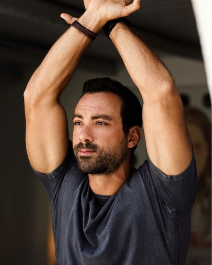 Με ποιον επώνυμο Κύπριο είναι κολλητός ο Σάκης Τανιμανίδης και δεν το γνωρίζαμε