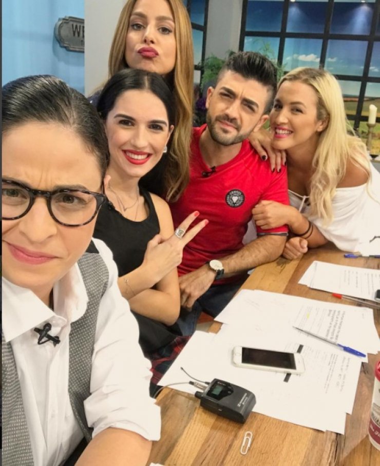 Δεν θα πιστεύετε τι κάνει η Κωνσταντίνα Ευριπίδου λίγο πριν την ενάρξη της εκπομπής της